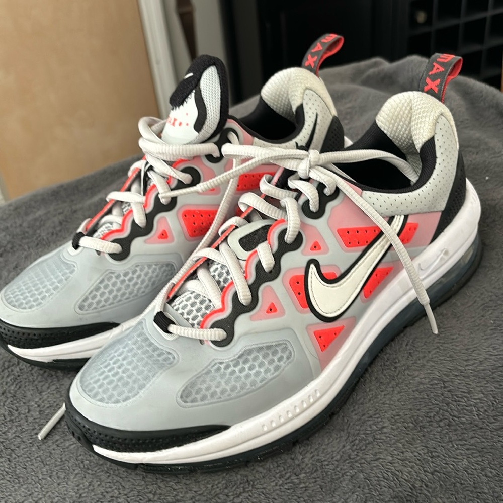 Nike air max
